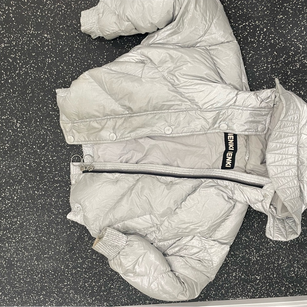 Ienki Ienki Fluoro Silver Metallic Puffer Jacket Women’s XS